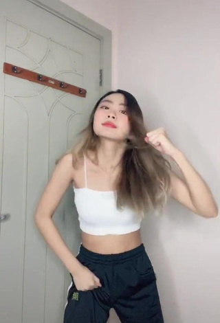 3. Hot Jessie Renata in White Crop Top