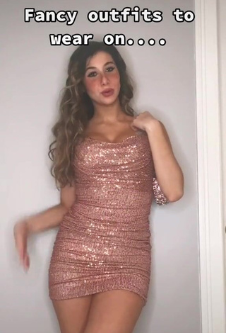 Beautiful Isabella Diakomanolis in Sexy Dress