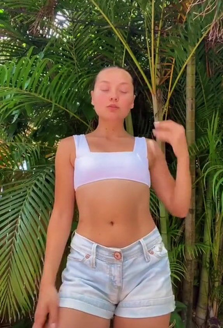 Desirable Katy Hedges in White Crop Top