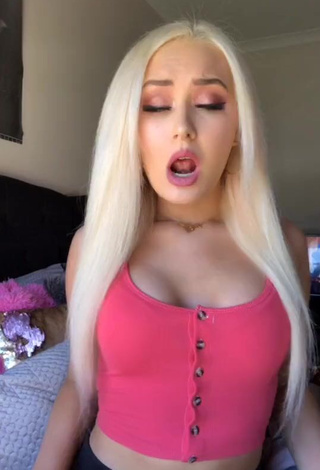 Sexy Kaytlyn Stewart in Pink Crop Top