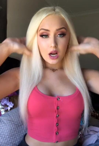 4. Sexy Kaytlyn Stewart in Pink Crop Top