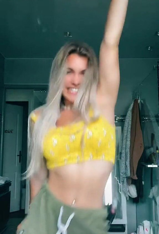 4. Sexy cassie.blr in Crop Top