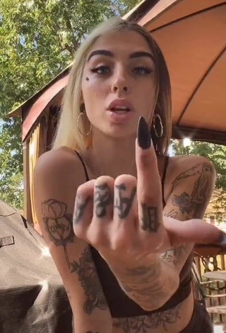 1. Amazing Cruella Morgan Shows Cleavage in Hot Black Crop Top