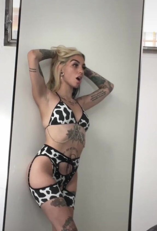 1. Hot Cruella Morgan in Lingerie