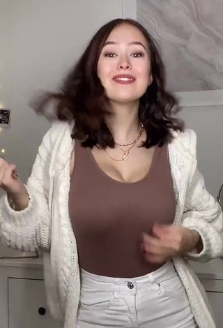 Sexy Laura Sophie in Brown Top