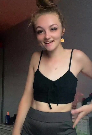 3. Sexy Leah Allington in Black Crop Top