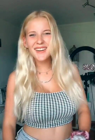 Sexy Lenaly7 in Checkered Crop Top