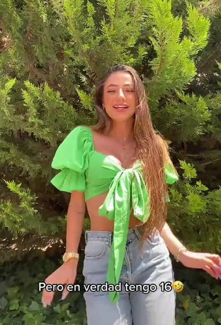 Erotic Lola Moreno Marco in Green Crop Top