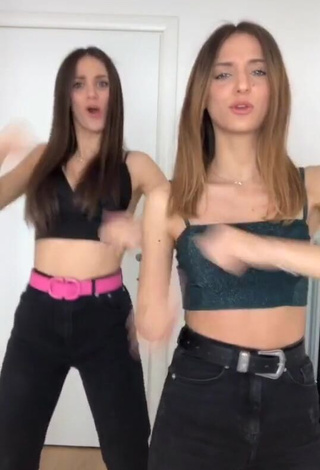 Sexy Arianna & Aurora in Crop Top