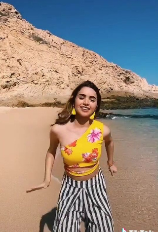 3. Sexy Melissa Vidales in Floral Crop Top at the Beach