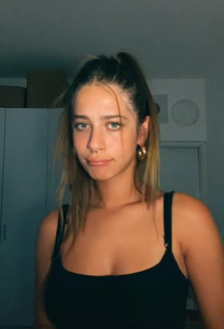 Sexy Noa Boguslavsky in Black Top