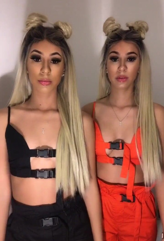 Sexy Nel.Twinnys in Crop Top