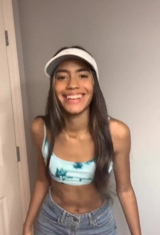 1. Hot Sheilianice González in Crop Top