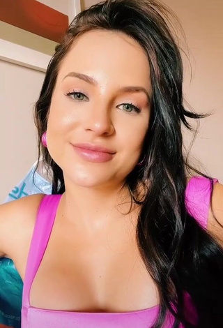 3. Hottie Gabi Martins in Pink Top