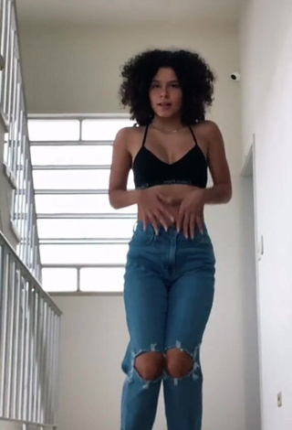 Hottest Gabriella Saraivah in Black Crop Top