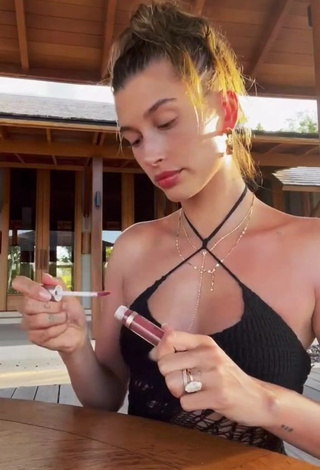 1. Hot Hailey Bieber Shows Cleavage in Black Top