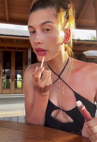 Hot Hailey Bieber Shows Cleavage in Black Top