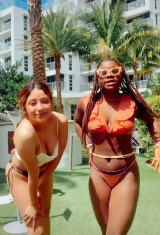 Desirable Aba Asante in Bikini