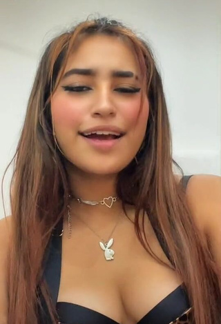 1. Cute Jimena Jiménez Shows Cleavage