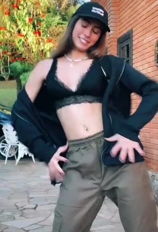 Hot Kauana Hofemã in Black Crop Top