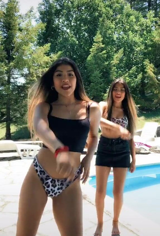 1. Desirable Melissa & Cassandra Tejada in Crop Top at the Pool