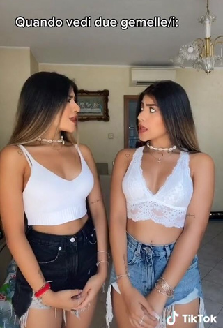 3. Hot Melissa & Cassandra Tejada Shows Cleavage in Crop Top