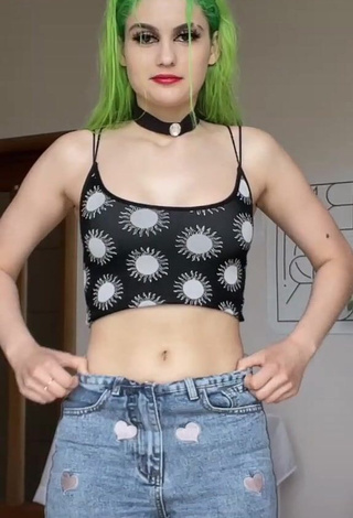 1. Cute Lianayel in Crop Top