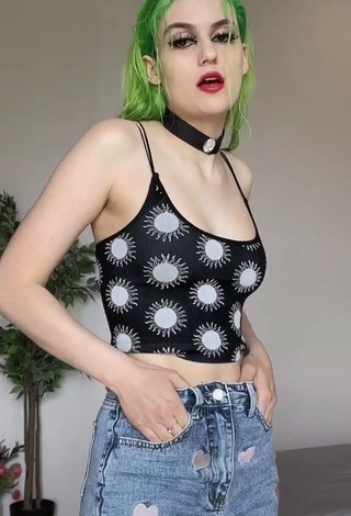 Desirable Lianayel in Crop Top