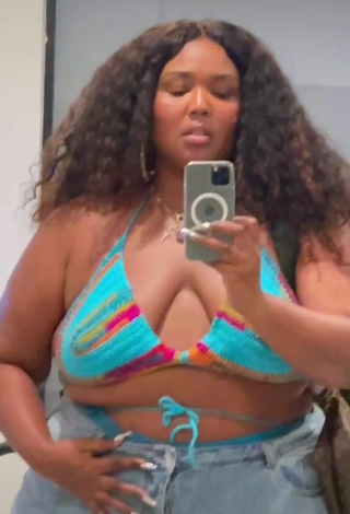 1. Hot Lizzo Shows Cleavage in Bikini Top