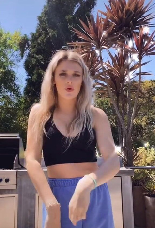 3. Sexy Madi Monroe Shows Cleavage in Black Crop Top