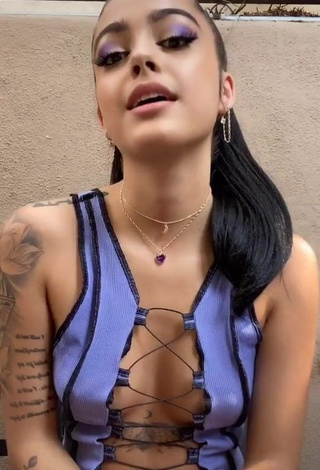 1. Hot Malu Trevejo Braless (Side Boob)