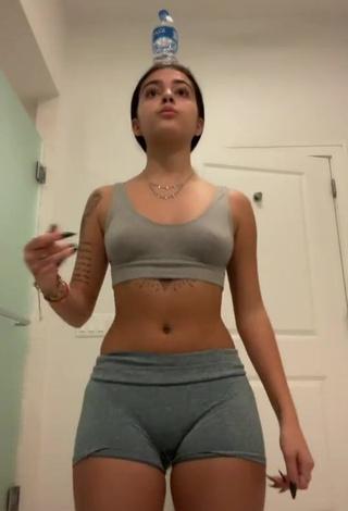 3. Hottie Malu Trevejo while doing Belly Dance Braless