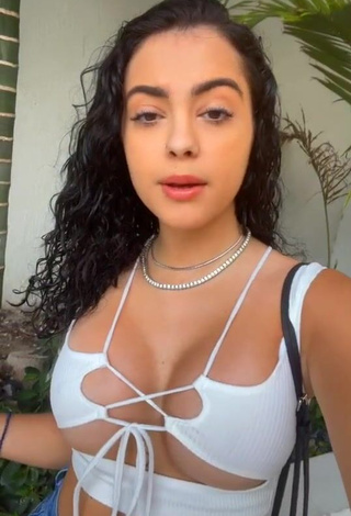 1. Beautiful Malu Trevejo Shows Cleavage in Sexy White Crop Top (Underboob)