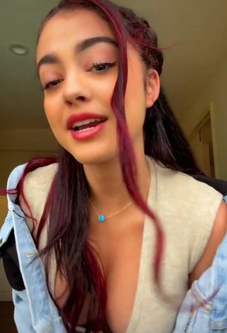 Beautiful Malu Trevejo Braless