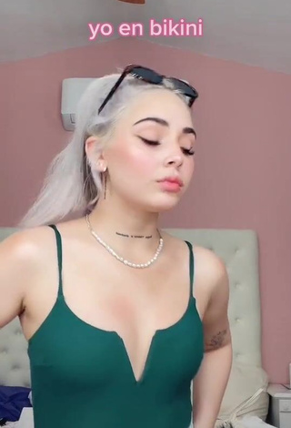 Sexy Marian Krawstor in Green Top