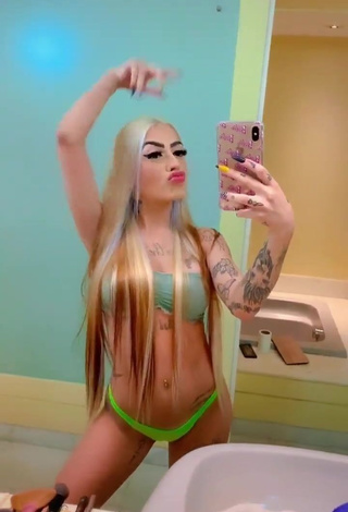 3. Sexy Mirella Fernandez in Green Bikini