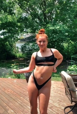 Sweetie Mikaila Murphy in Black Bikini (Underboob)