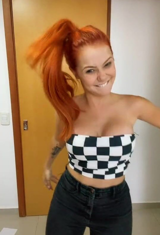 4. Hot Mirela Janis Shows Cleavage in Checkered Tube Top