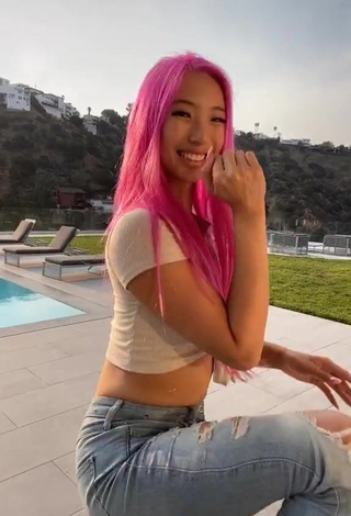 4. Sexy Michelle Chin in Crop Top at the Pool