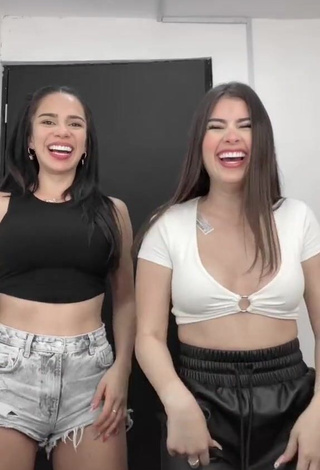 3. Desirable Nicole García in Crop Top