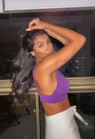 4. Sweetie Jully Oliveira in Violet Crop Top