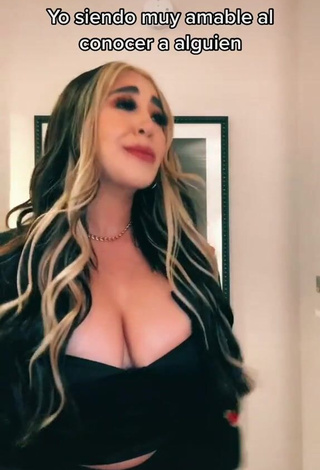 Desirable Ana Daniela Martínez Buenrostro Shows Cleavage in Black Crop Top