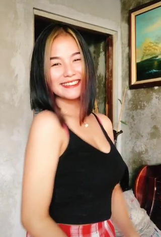 1. Hot Clarisse Castillo in Black Top