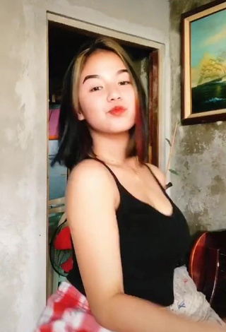 Hot Clarisse Castillo in Black Top