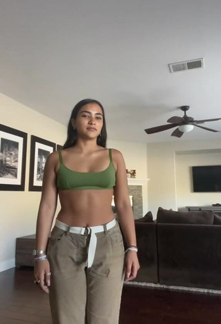 1. Desirable Sienna Mae Gomez in Green Bra