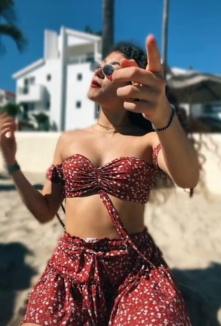 1. Desirable Sofia Mata in Crop Top at the Beach