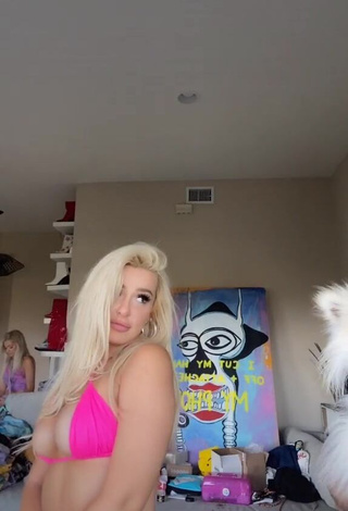 1. Cute Tana Mongeau Shows Cleavage in Firefly Rose Bikini Top