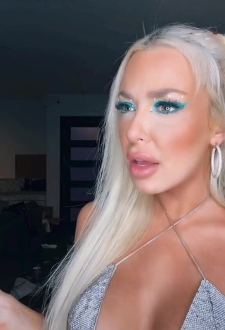 3. Cute Tana Mongeau Shows Cleavage in Bra