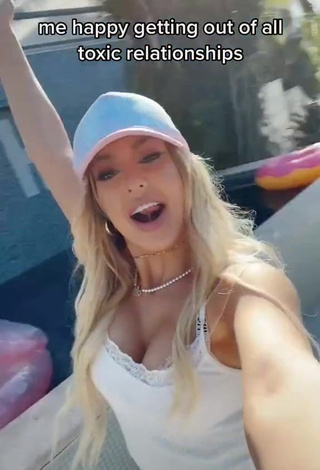 3. Cute Tana Mongeau Shows Cleavage