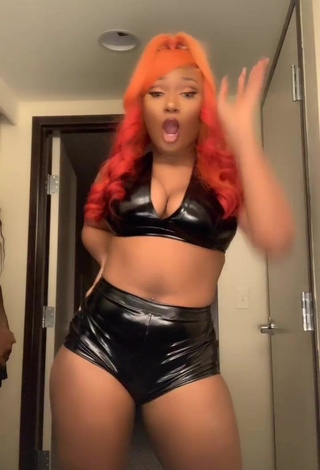 1. Sweetie Megan Thee Stallion Shows Cleavage